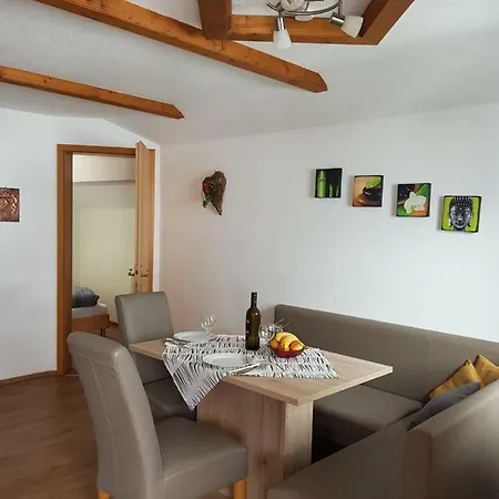 豪斯哈特尔酒店 * 劳里斯