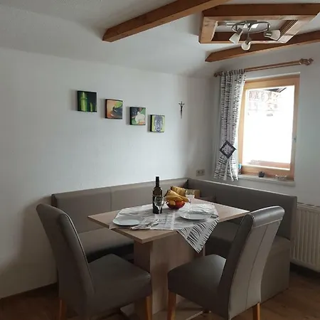 アパート Hartl, Haus