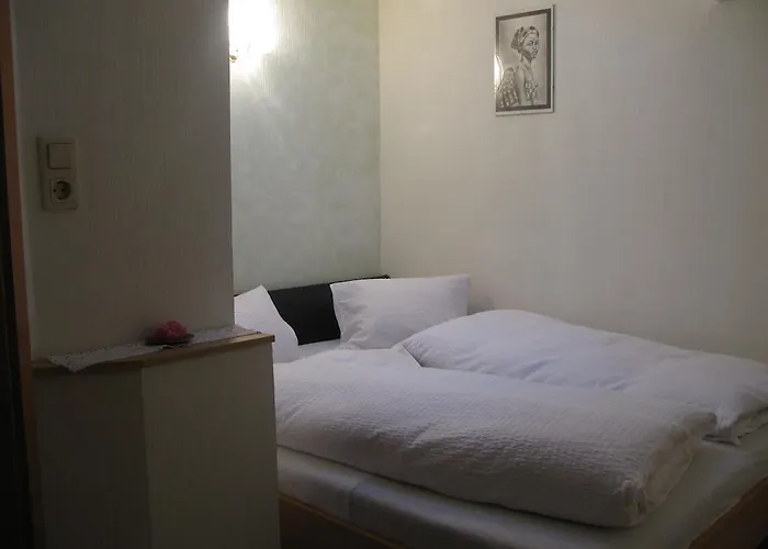 Hartl, Haus 아파트 *