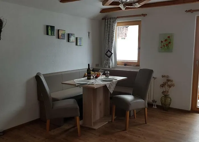 Hartl, Haus Apartmán *