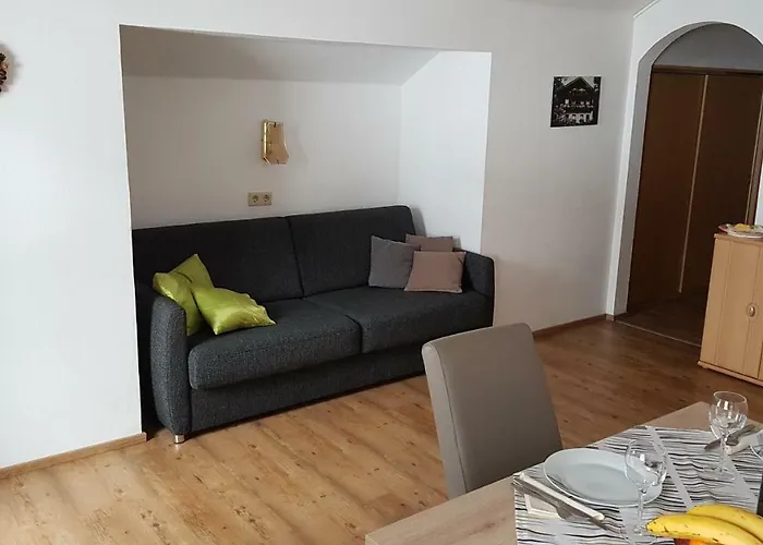 Hartl, Haus 아파트 *